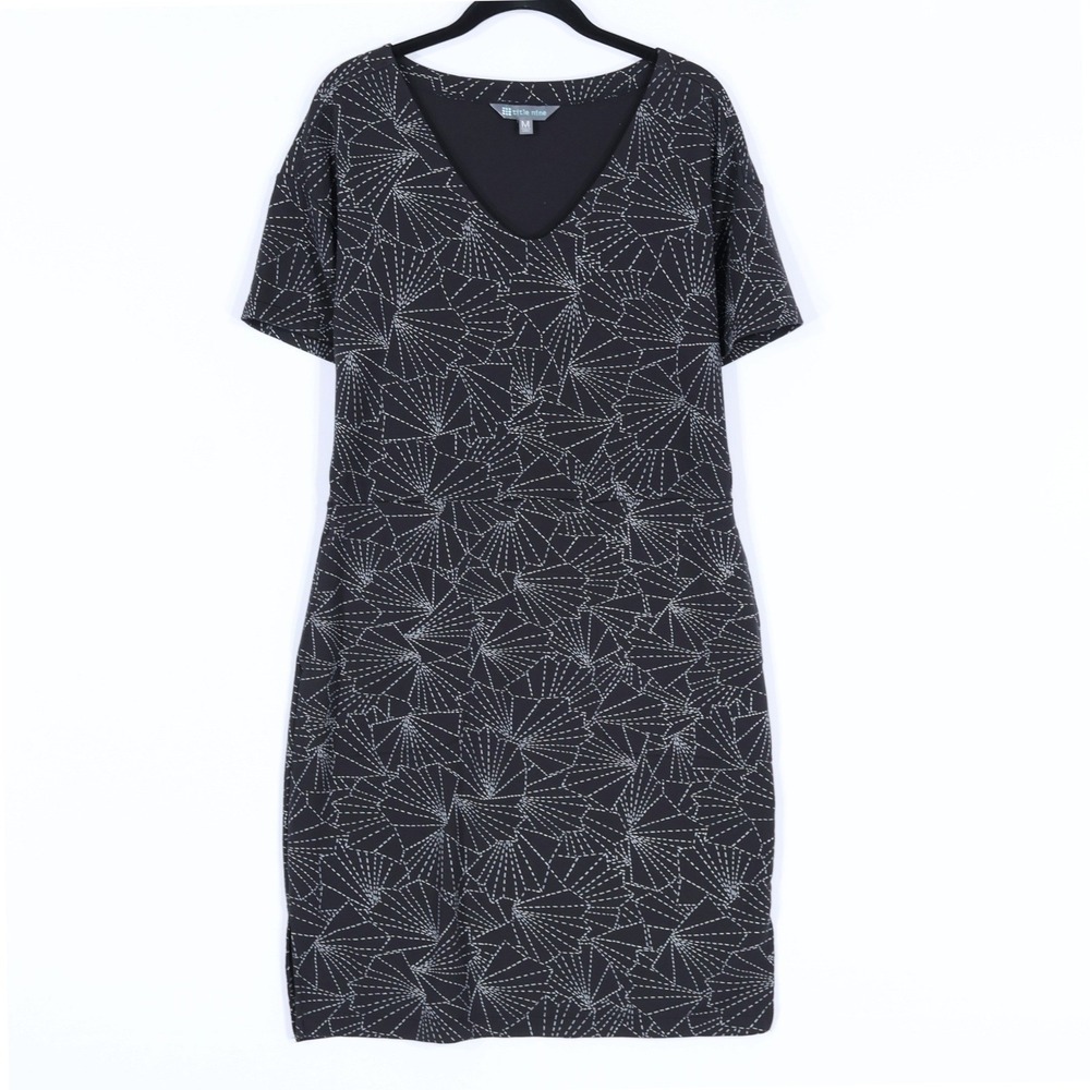 Title Nine Dress Womens M Black Geometric Fan Print V-Neck Pockets Active Wear